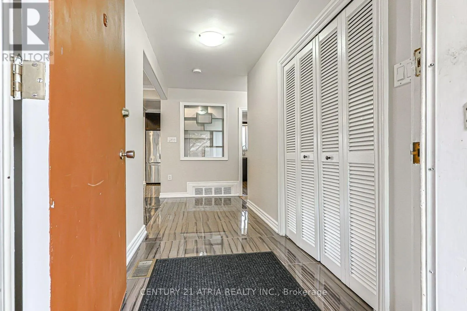 MAIN LEVEL - 17 MARLBANK ROAD