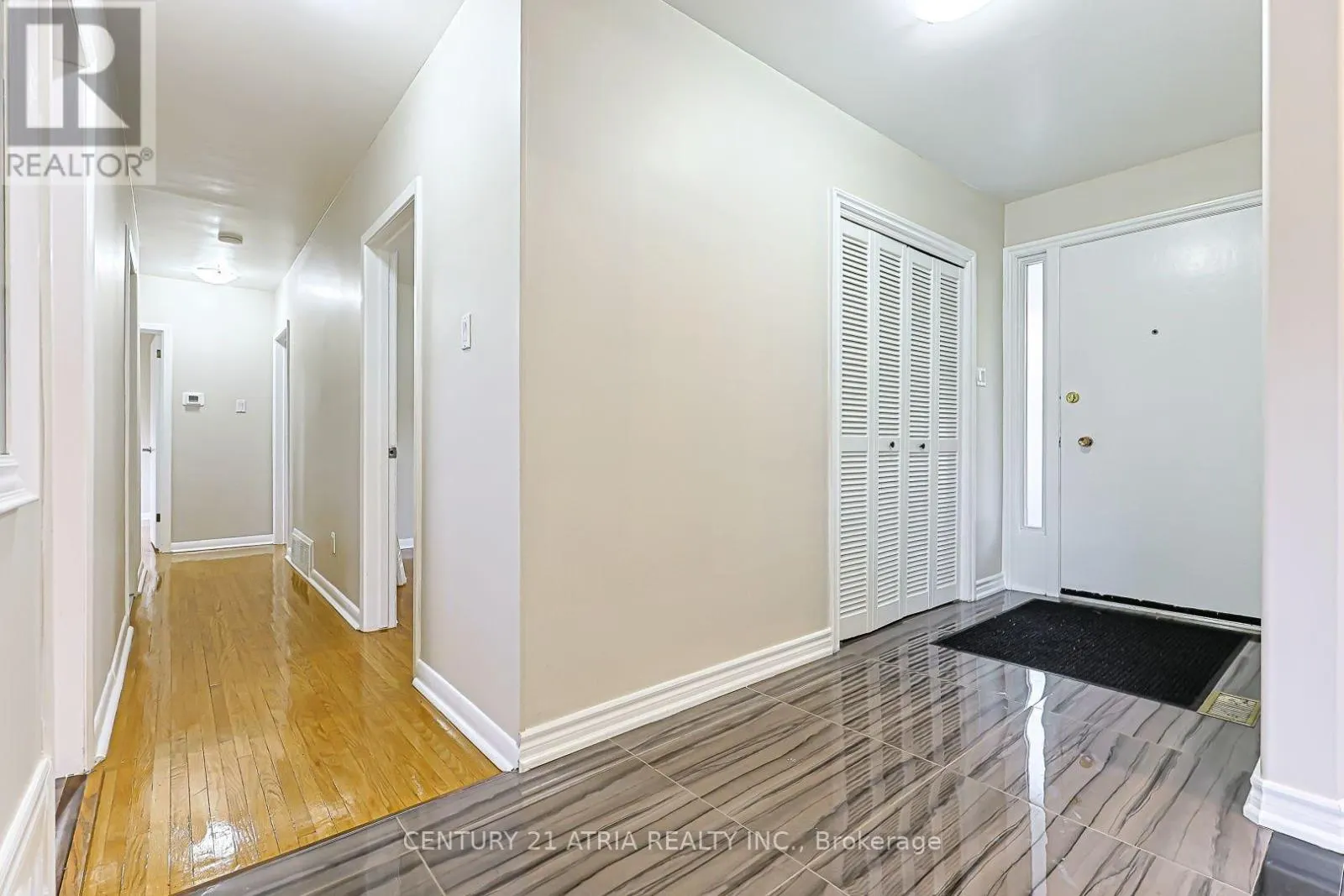 MAIN LEVEL - 17 MARLBANK ROAD