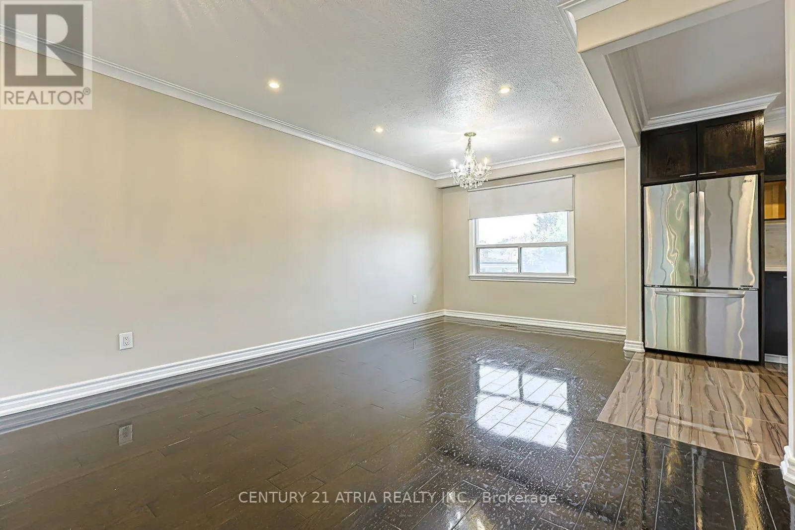 MAIN LEVEL - 17 MARLBANK ROAD