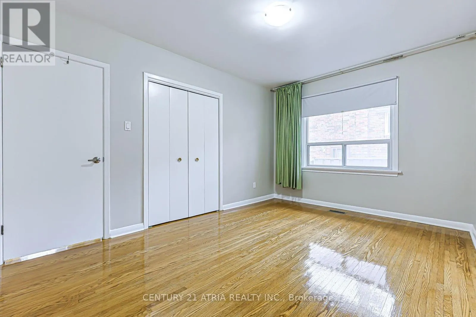 MAIN LEVEL - 17 MARLBANK ROAD