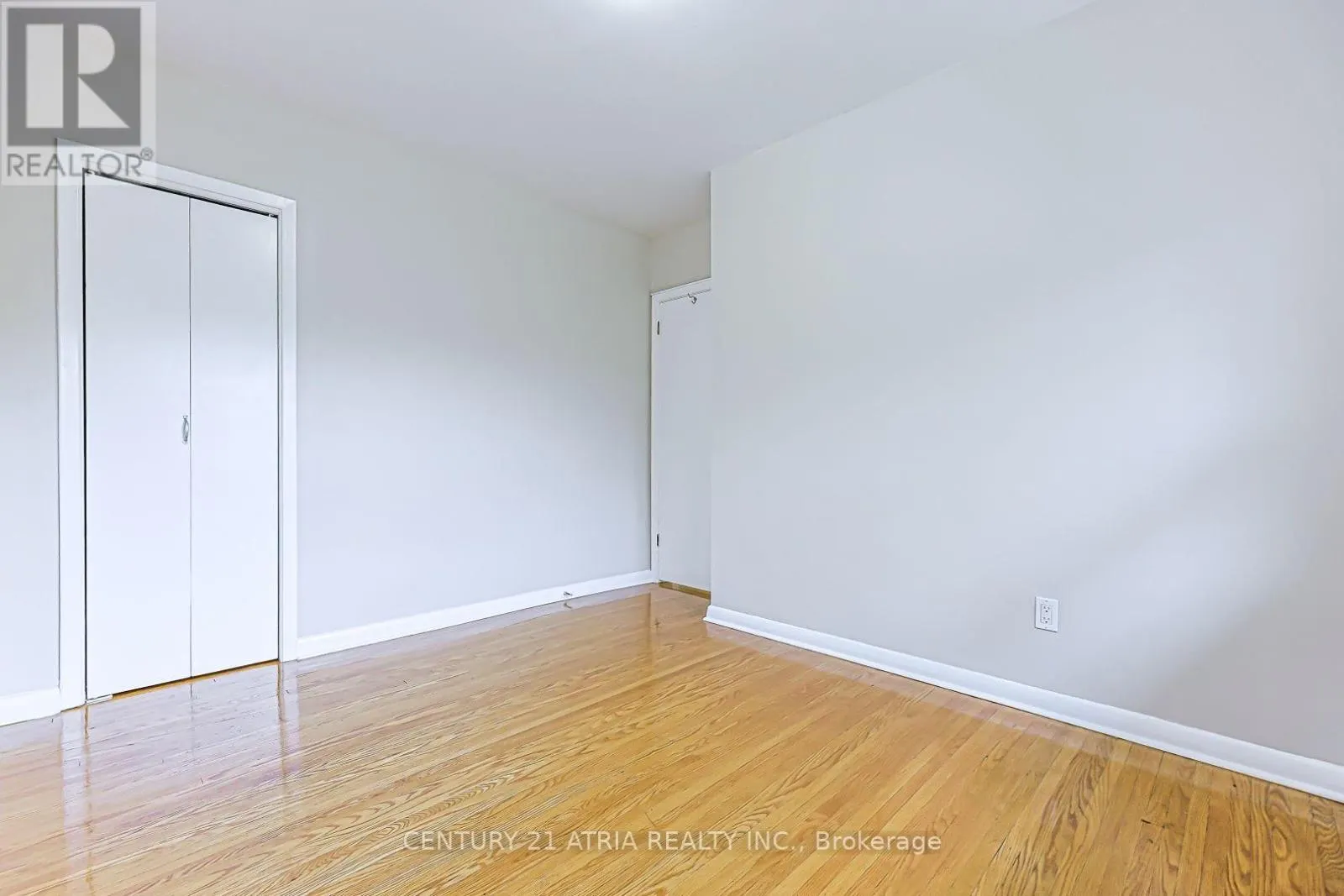 MAIN LEVEL - 17 MARLBANK ROAD