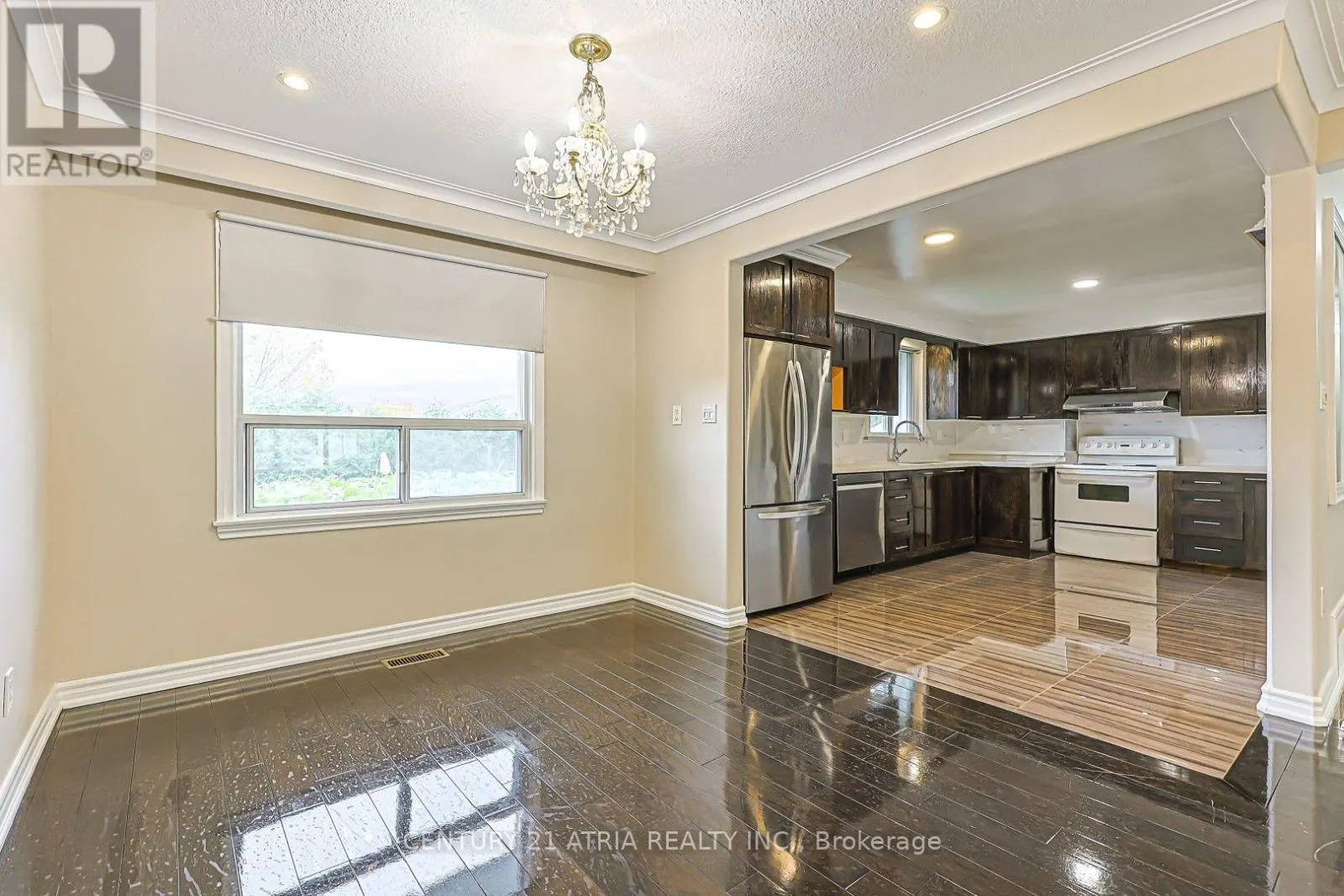 MAIN LEVEL - 17 MARLBANK ROAD