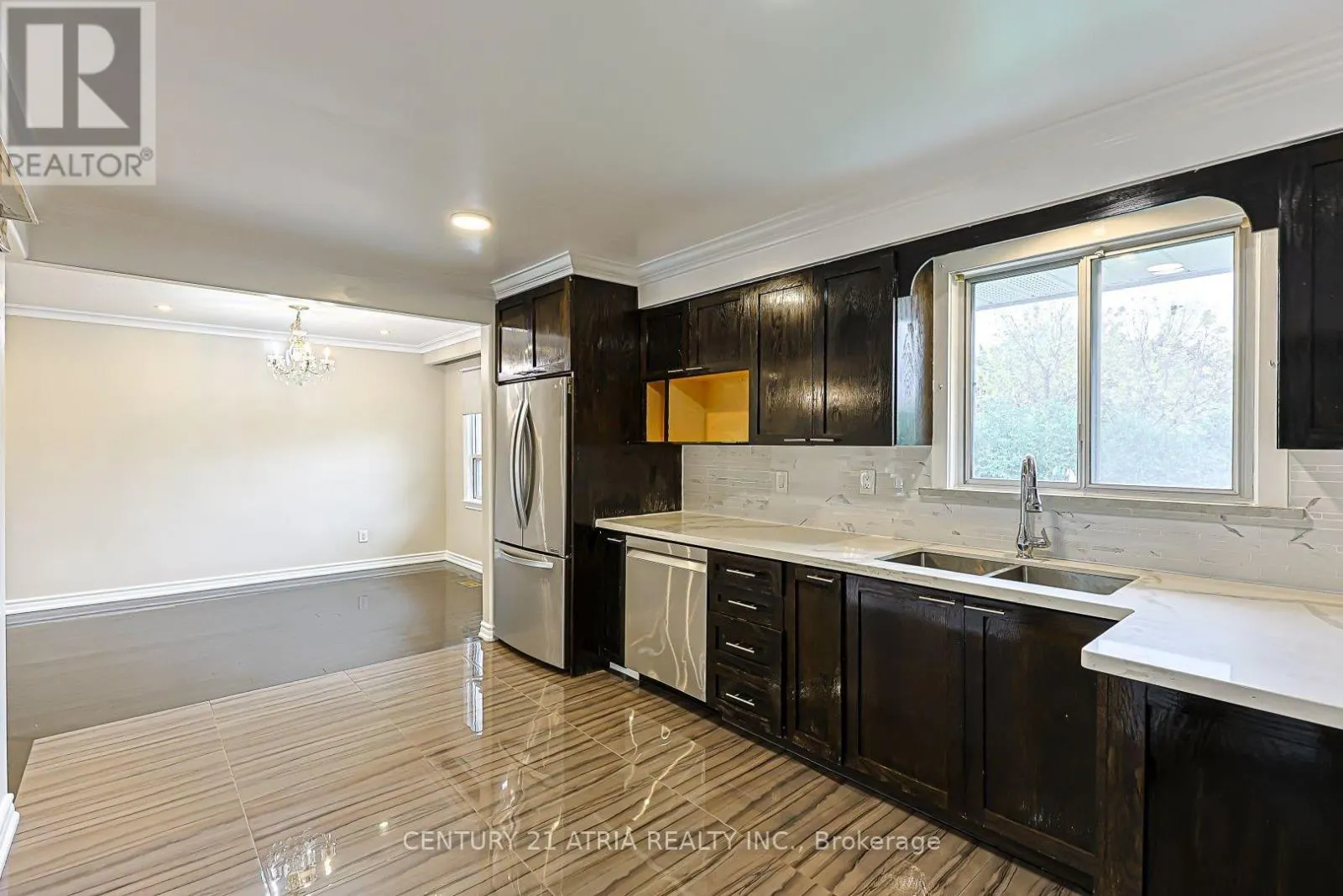 MAIN LEVEL - 17 MARLBANK ROAD