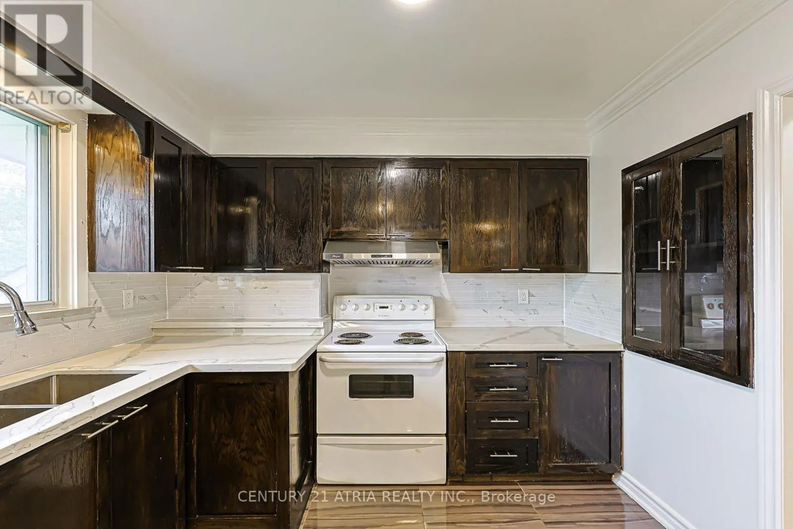MAIN LEVEL - 17 MARLBANK ROAD