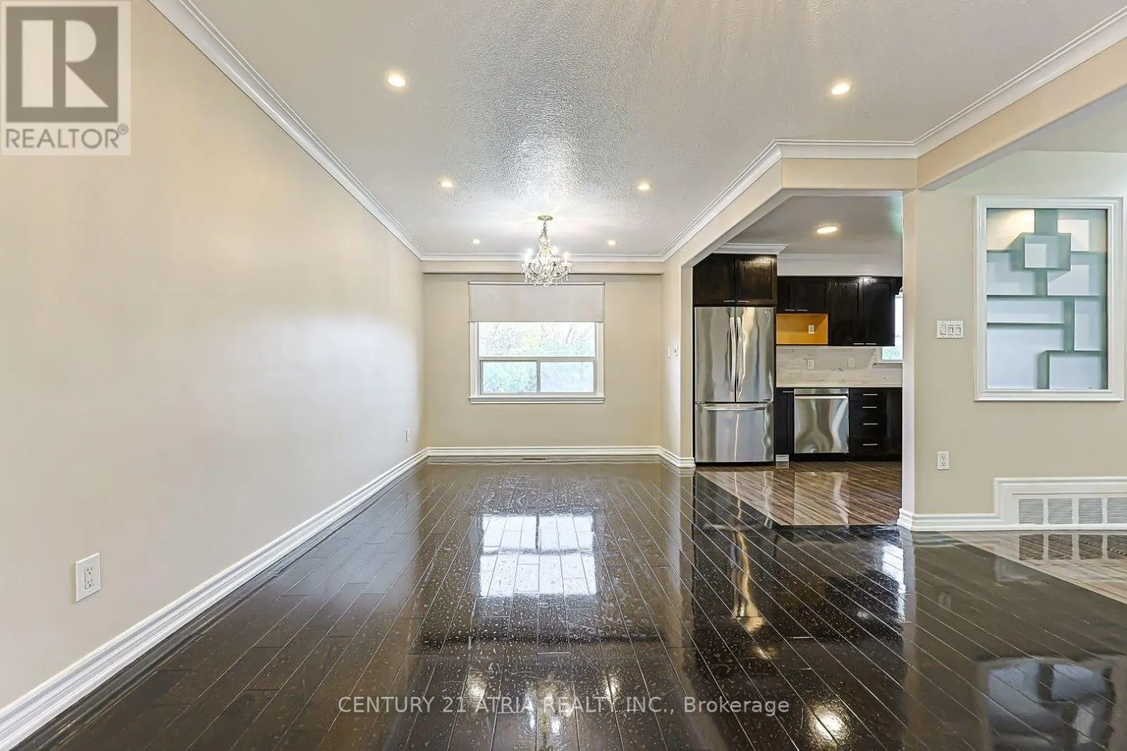 MAIN LEVEL - 17 MARLBANK ROAD