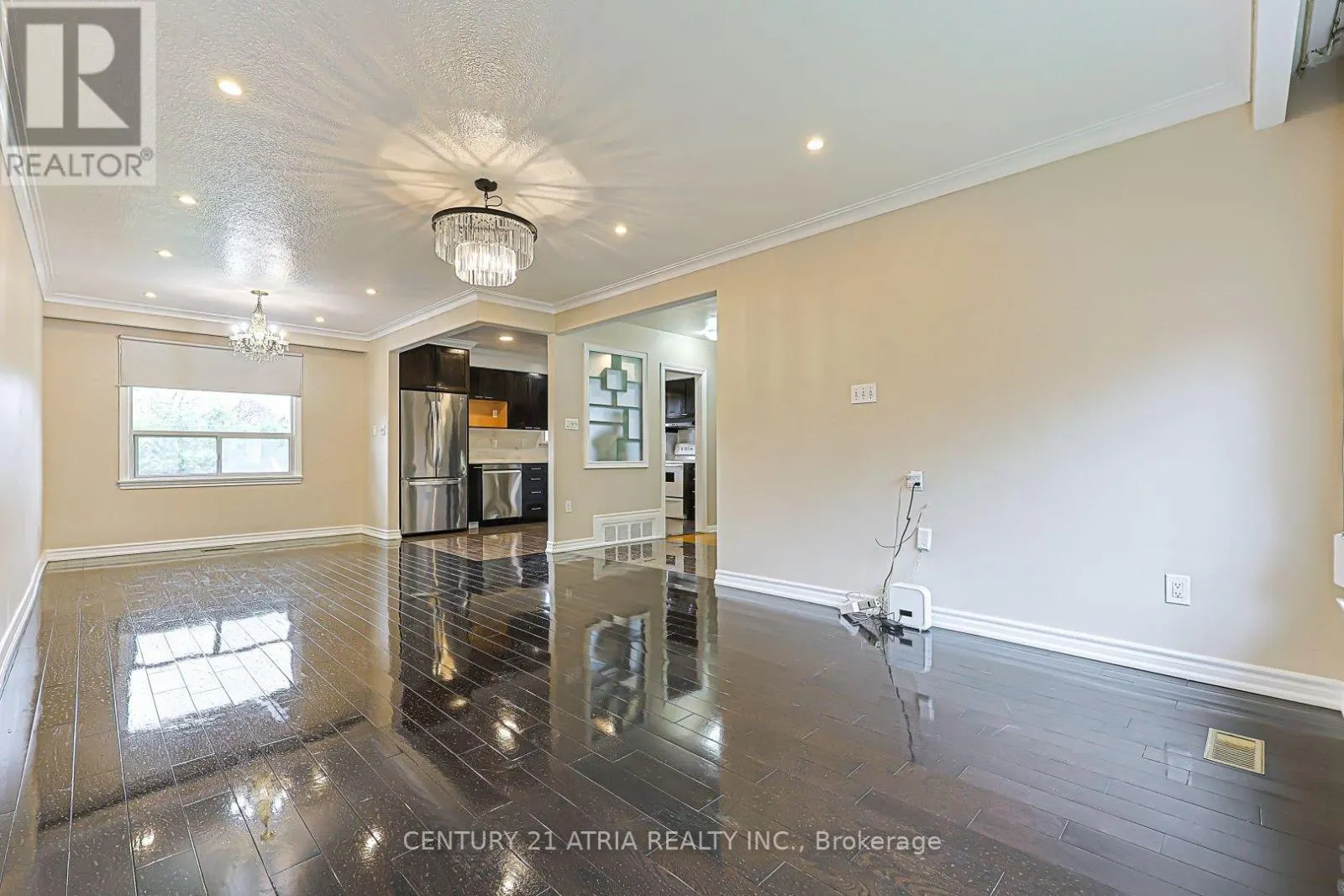 MAIN LEVEL - 17 MARLBANK ROAD