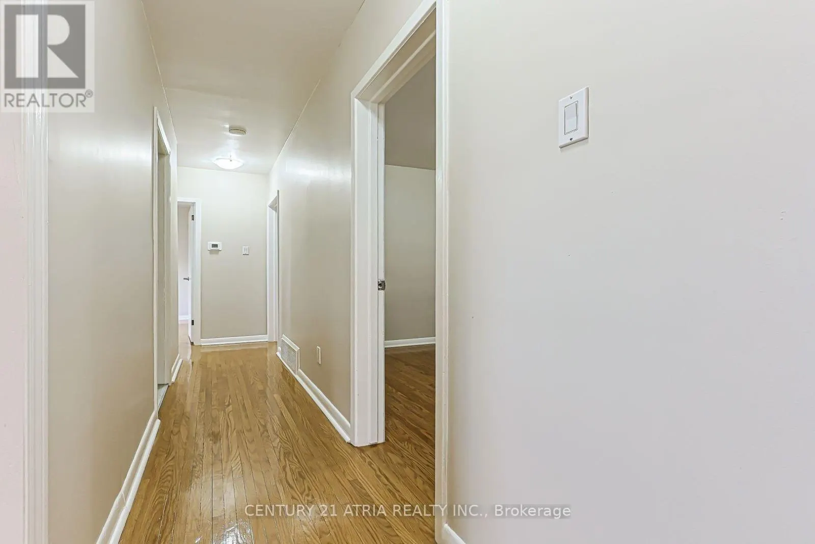 MAIN LEVEL - 17 MARLBANK ROAD