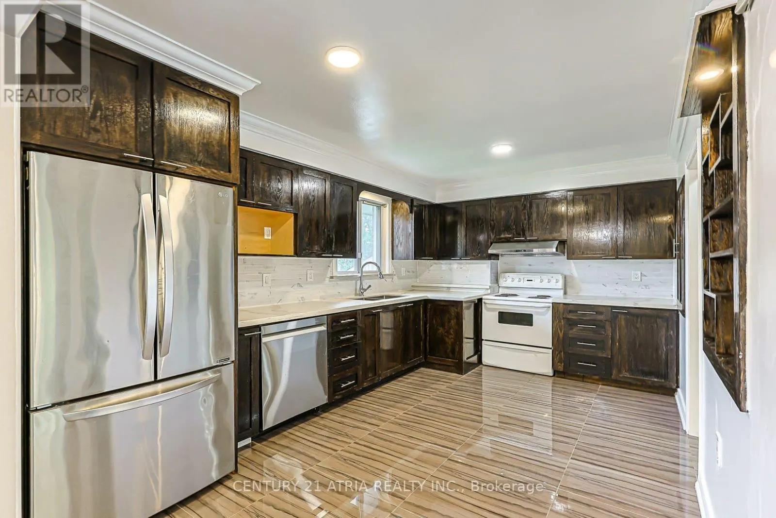 MAIN LEVEL - 17 MARLBANK ROAD