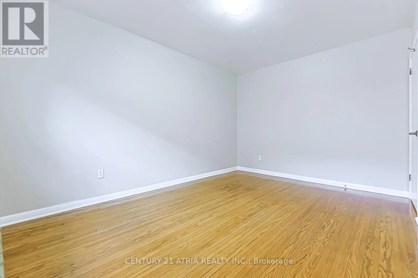 MAIN LEVEL - 17 MARLBANK ROAD