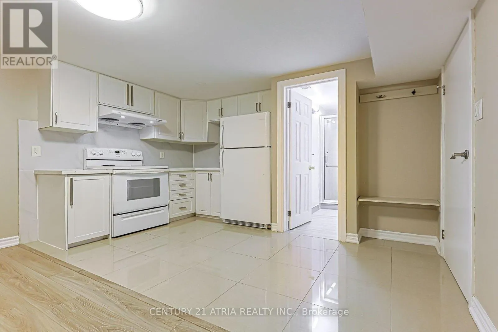 LOWER LEVEL UNIT 1 - 19 MARLBANK ROAD