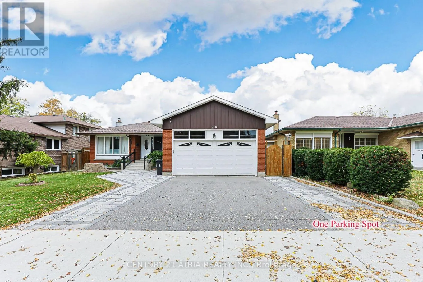 LOWER LEVEL UNIT 1 - 19 MARLBANK ROAD