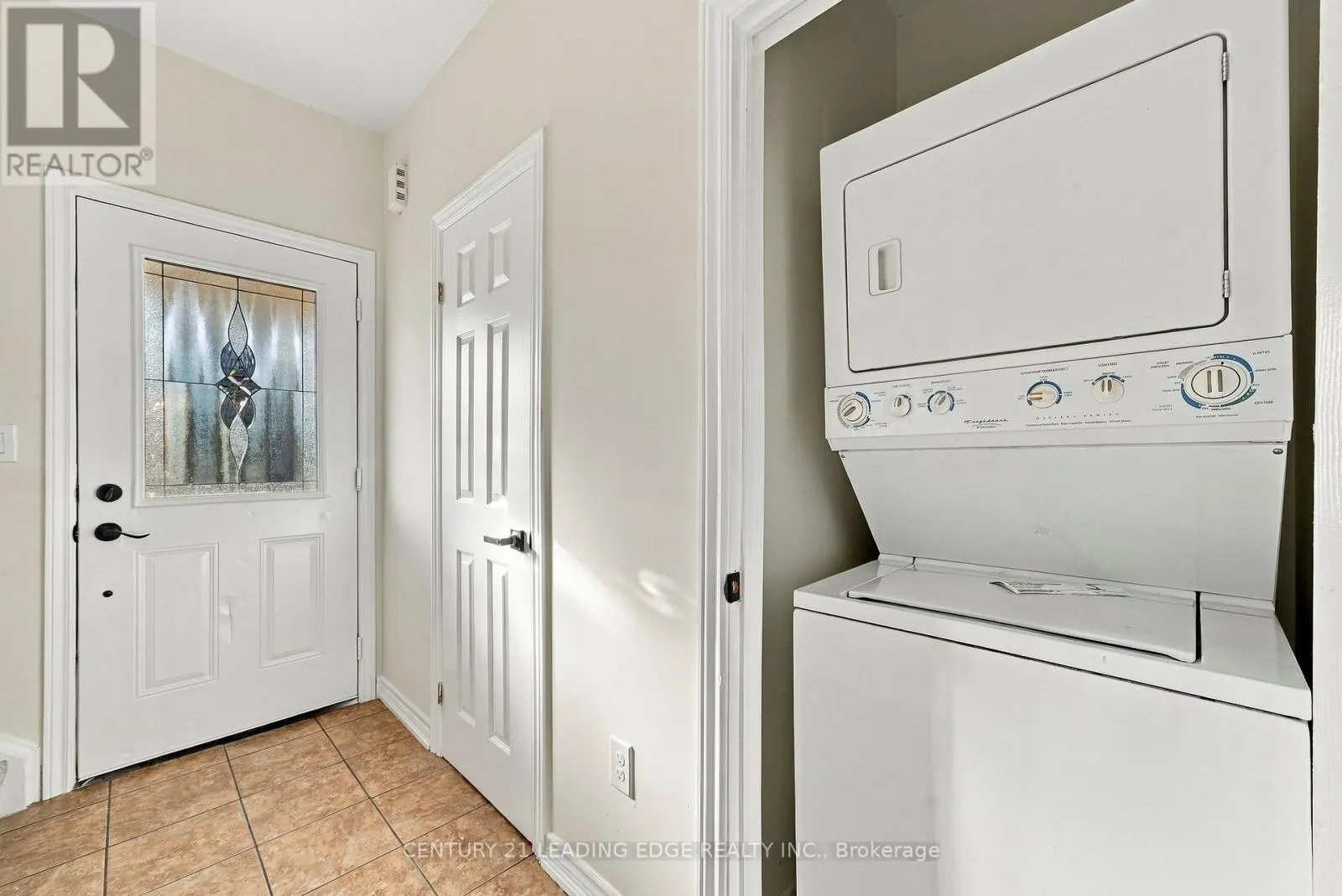 89 PARK ROAD S