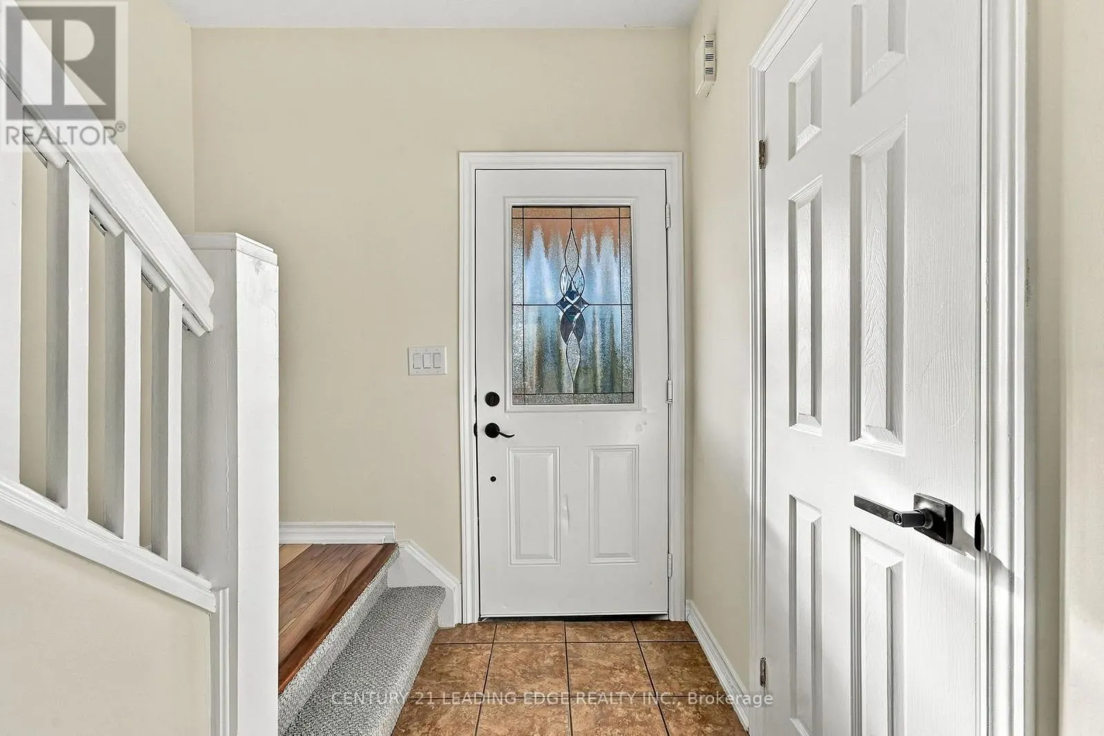 89 PARK ROAD S