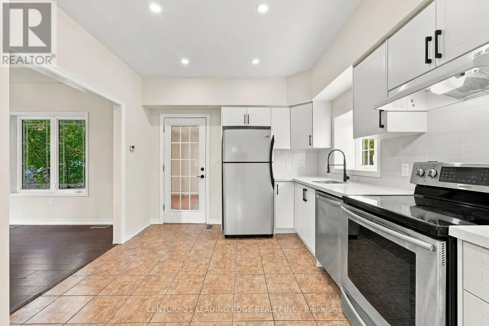 89 PARK ROAD S