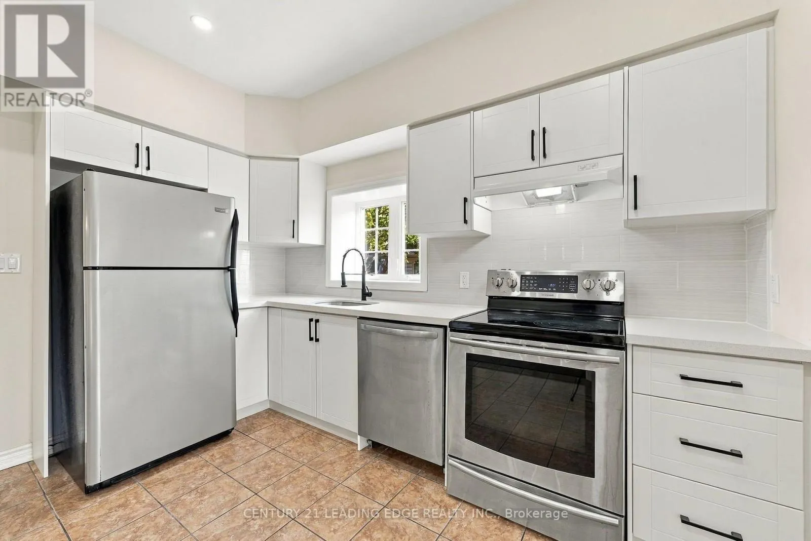 89 PARK ROAD S