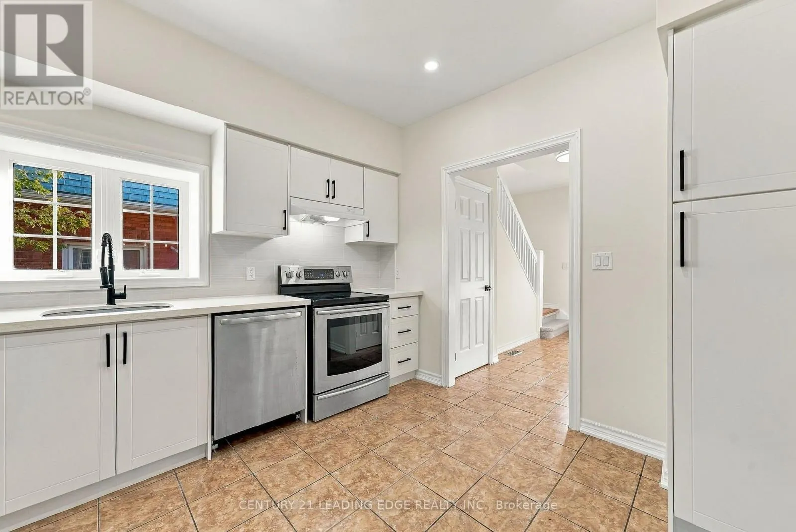 89 PARK ROAD S