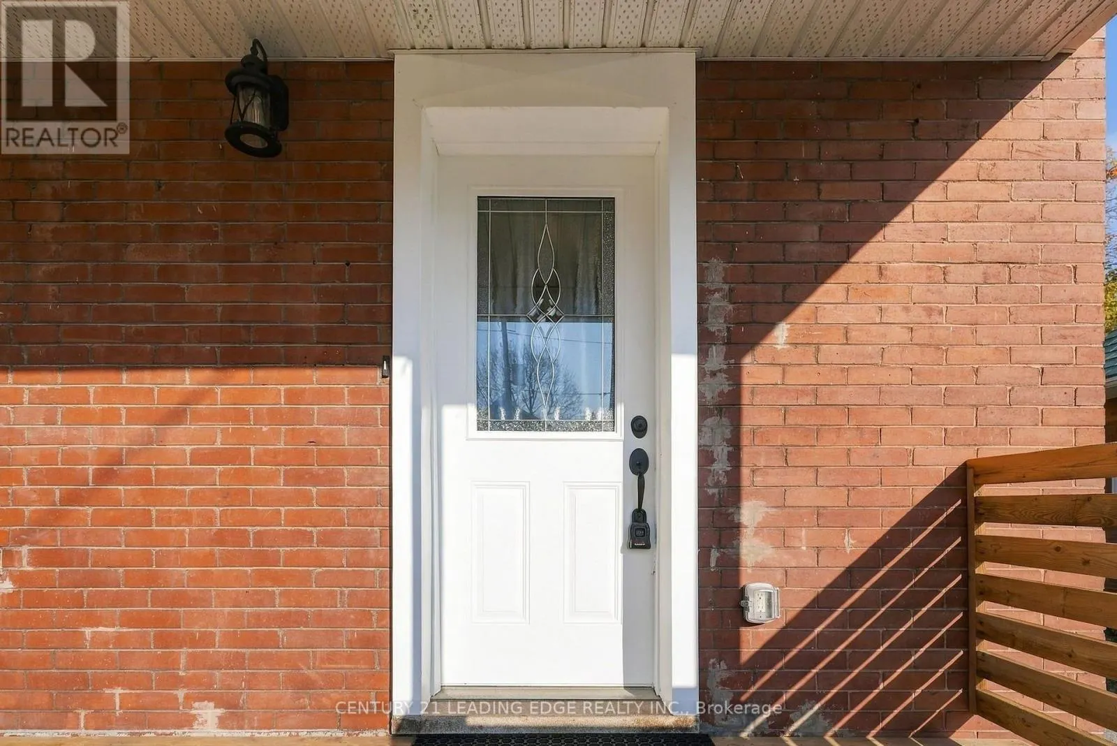 89 PARK ROAD S