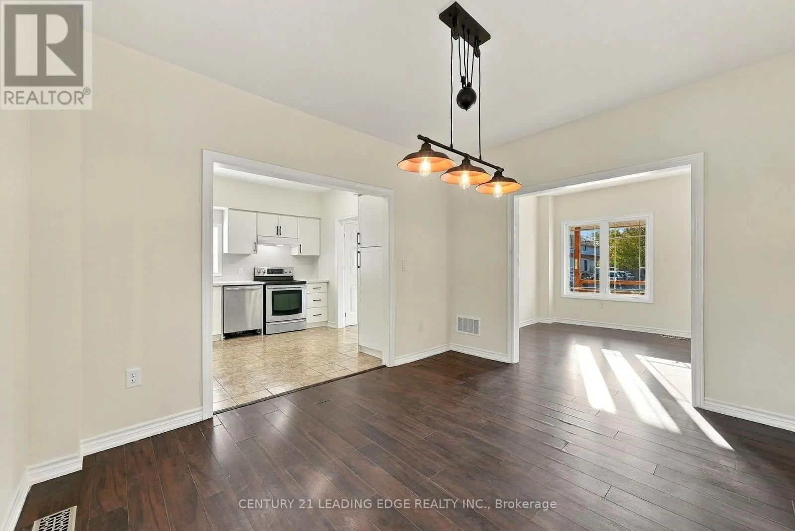 89 PARK ROAD S