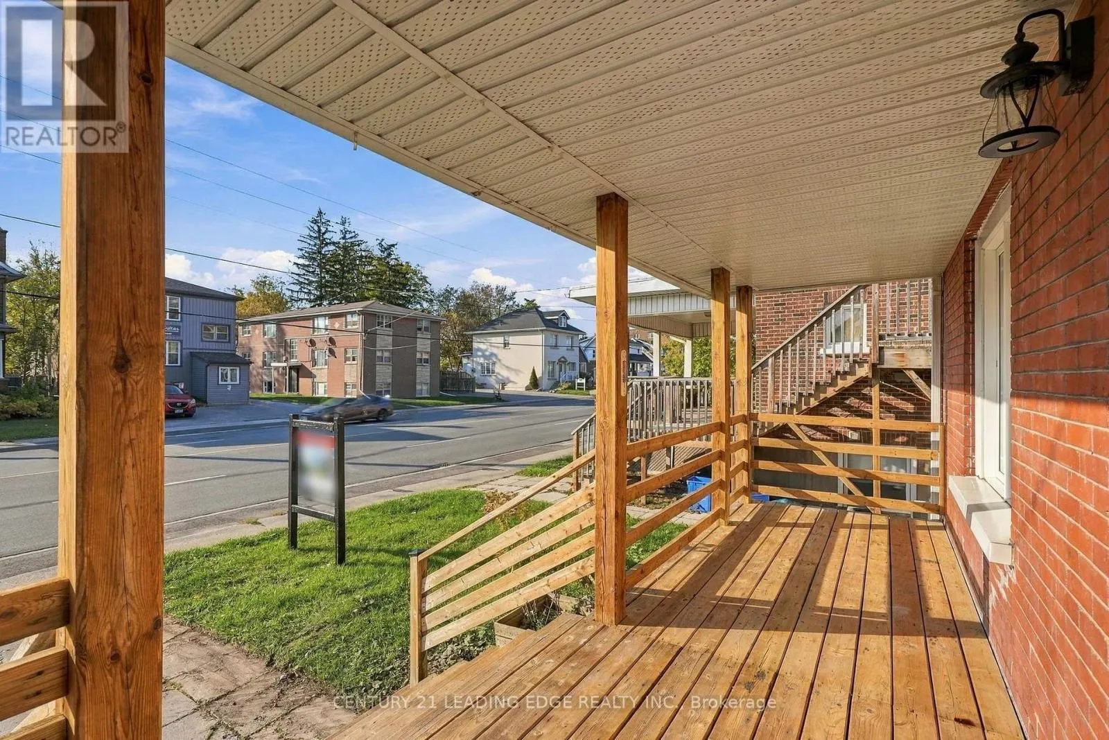 89 PARK ROAD S