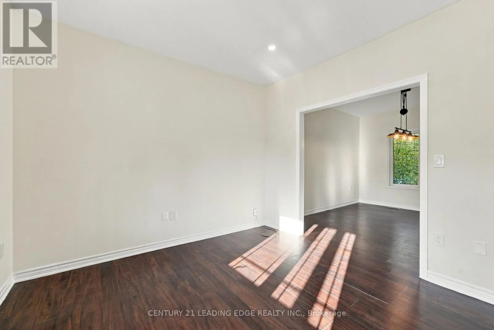 89 PARK ROAD S