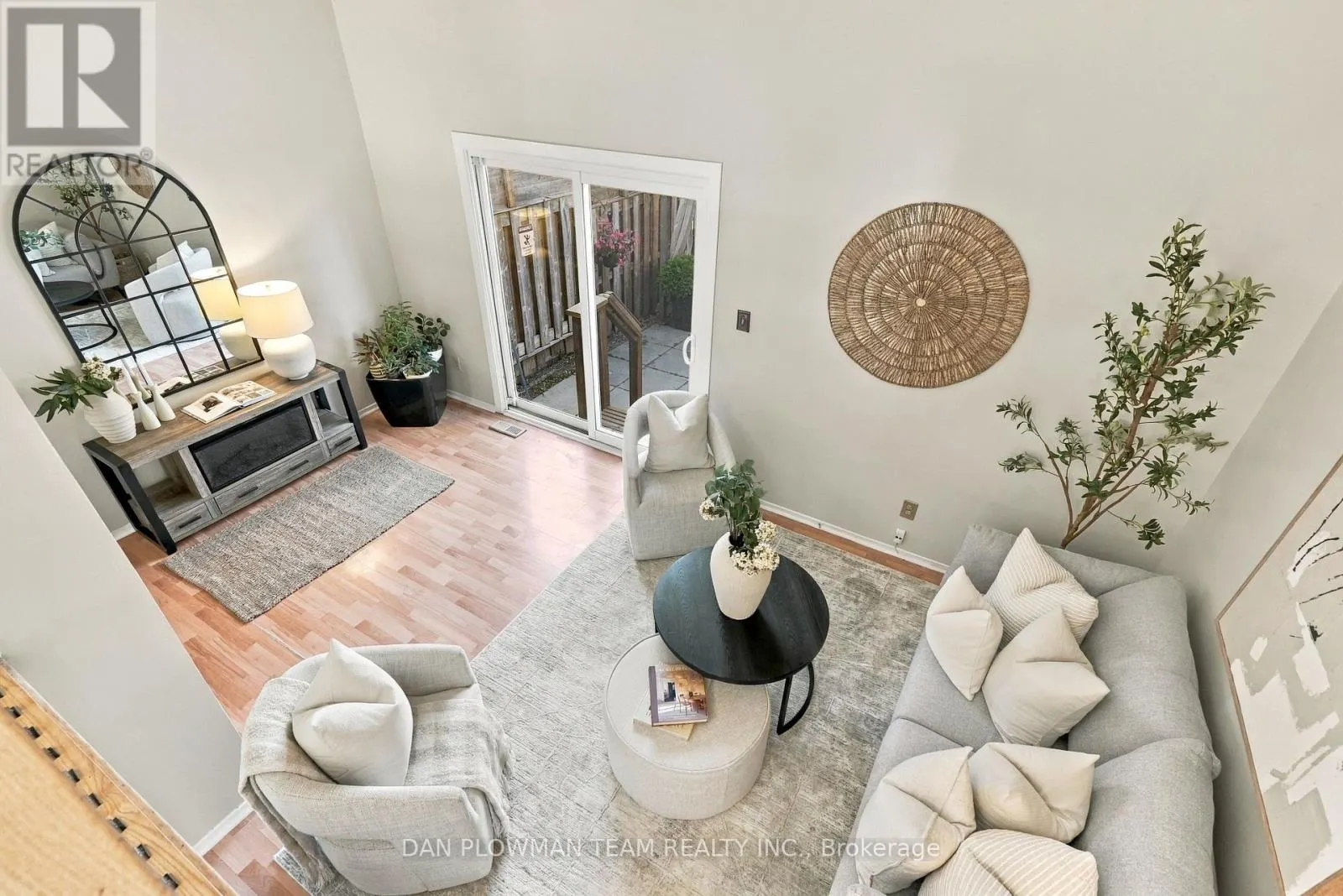 81 - 1133 RITSON ROAD N