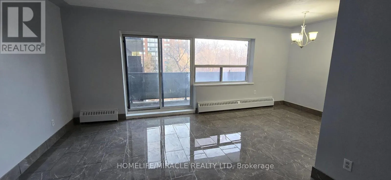 705 - 1651 VICTORIA PK AVENUE