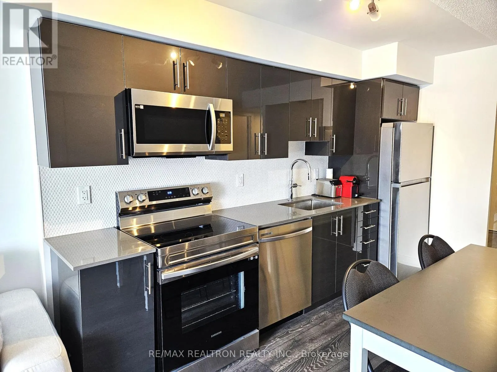 402 - 1455 CELEBRATION DRIVE