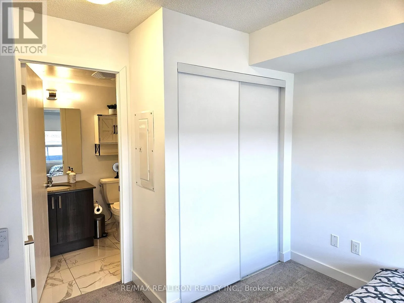 402 - 1455 CELEBRATION DRIVE