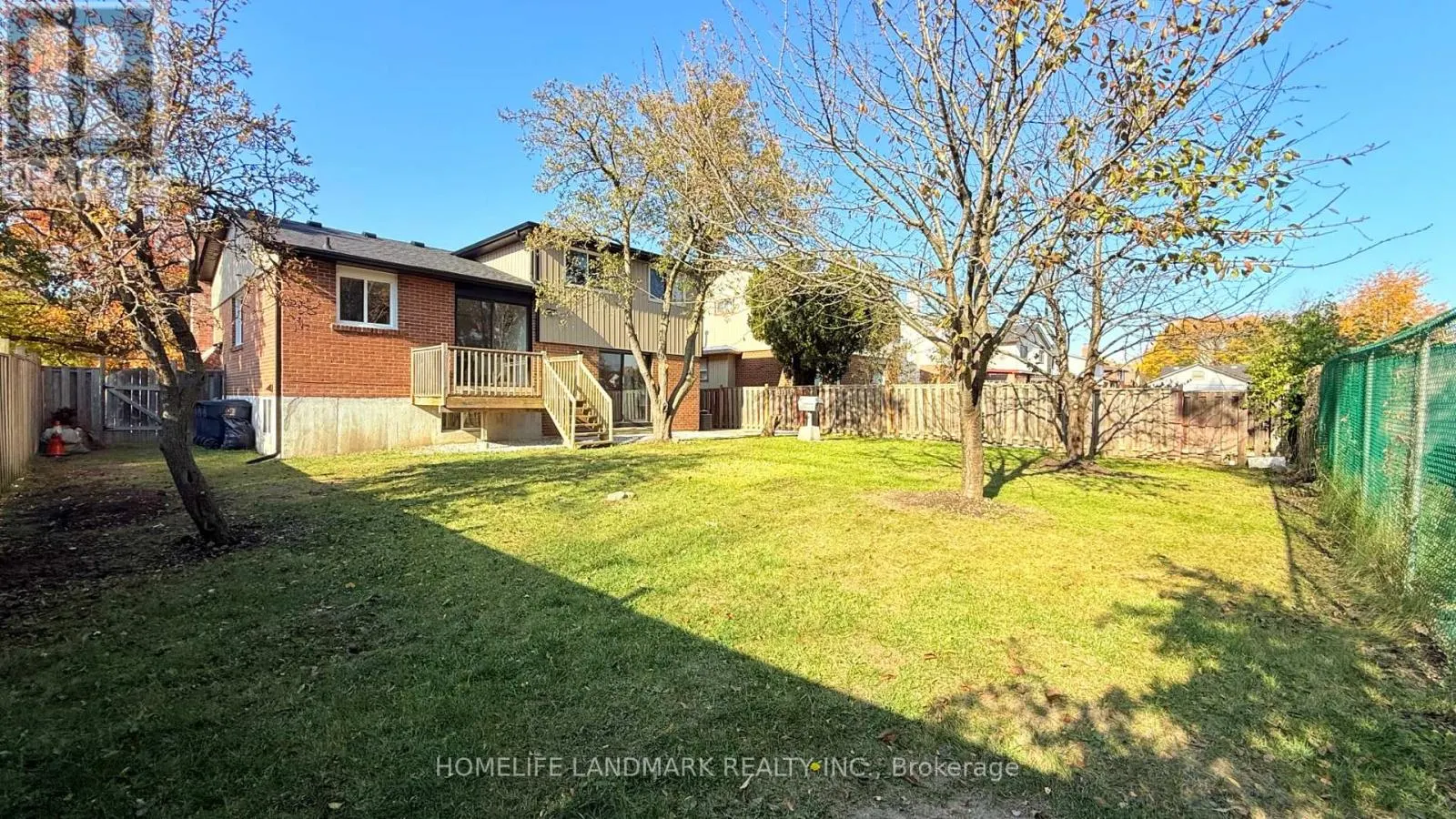 1 ALEXMUIR BOULEVARD