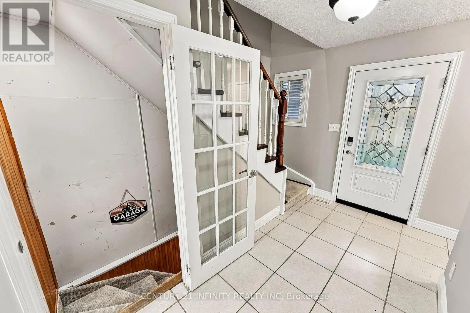 35 FIELDCREST AVENUE