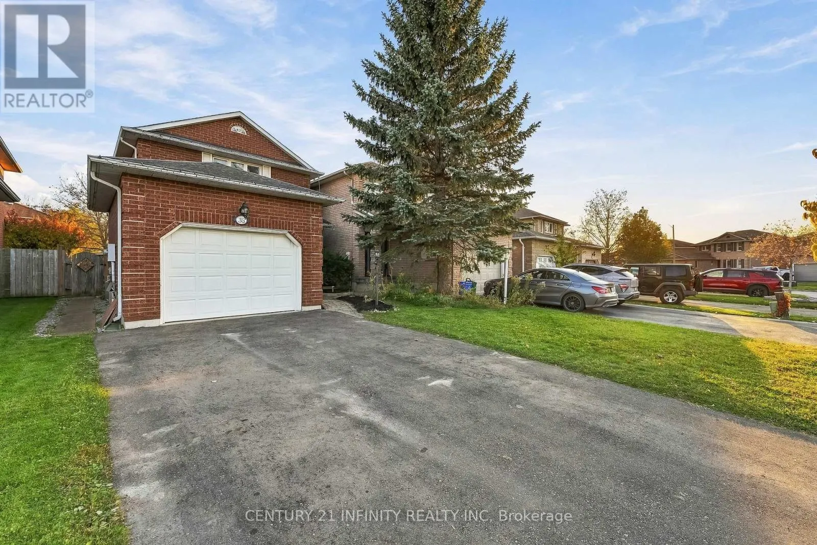 35 FIELDCREST AVENUE