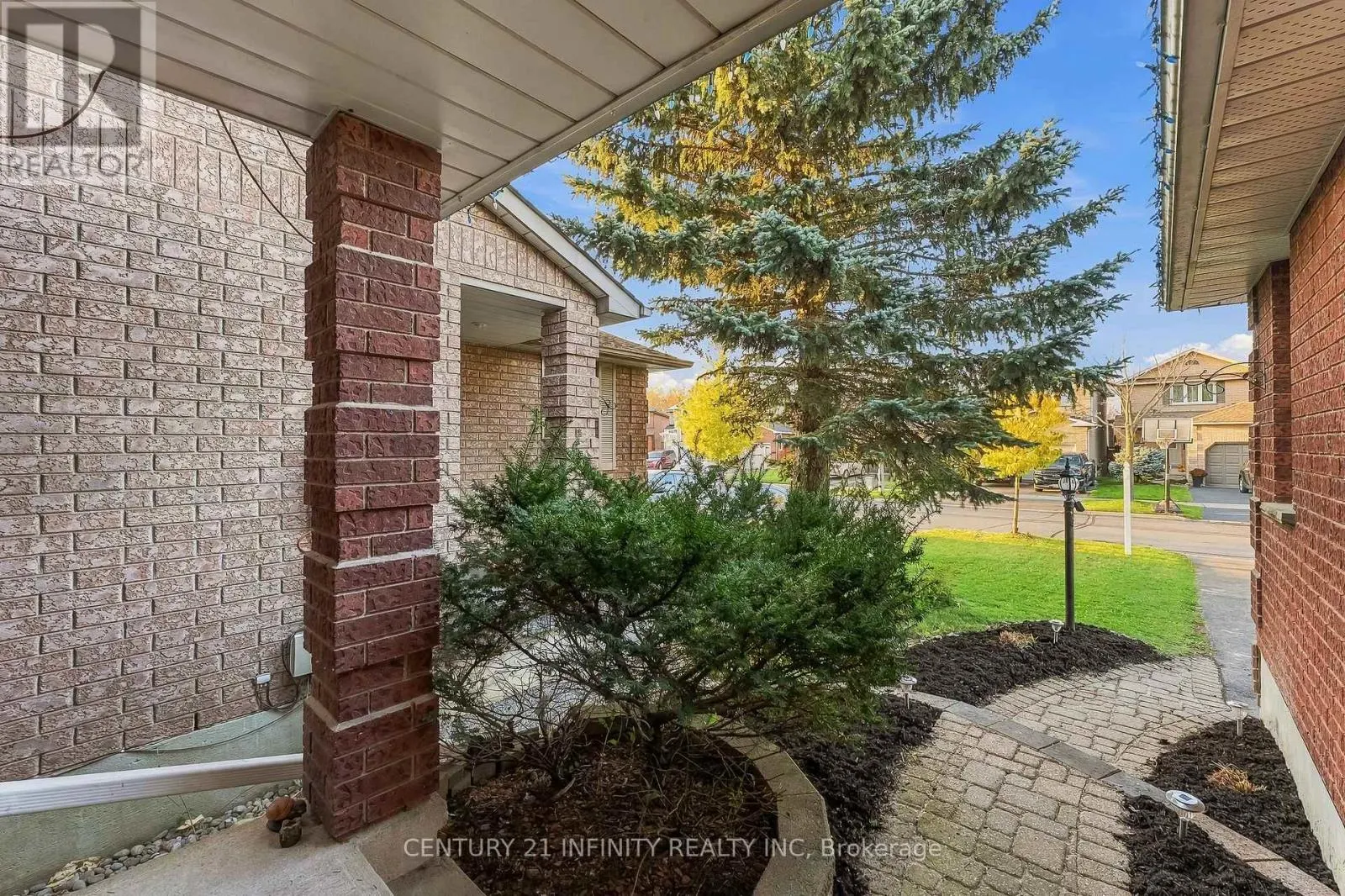 35 FIELDCREST AVENUE