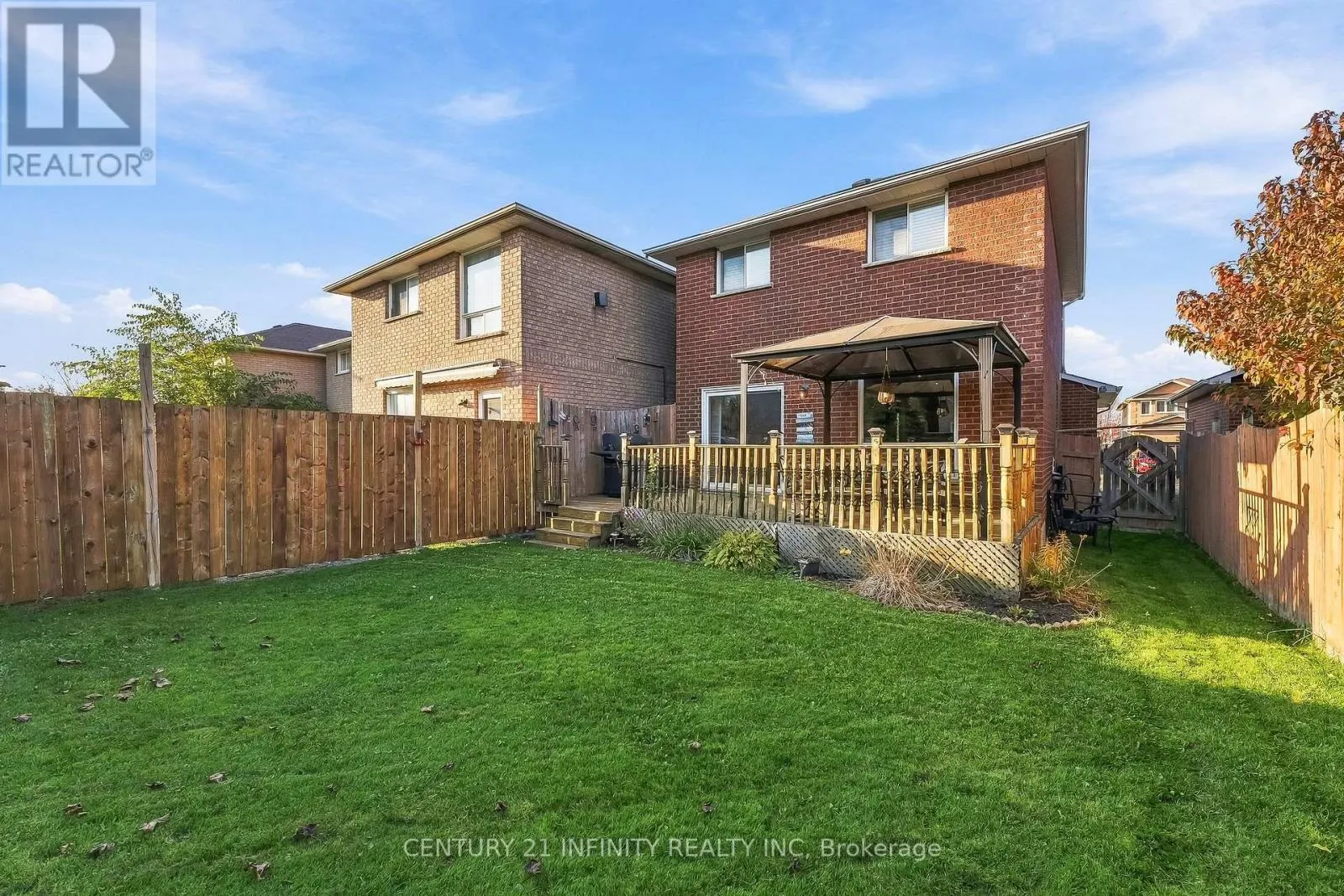 35 FIELDCREST AVENUE