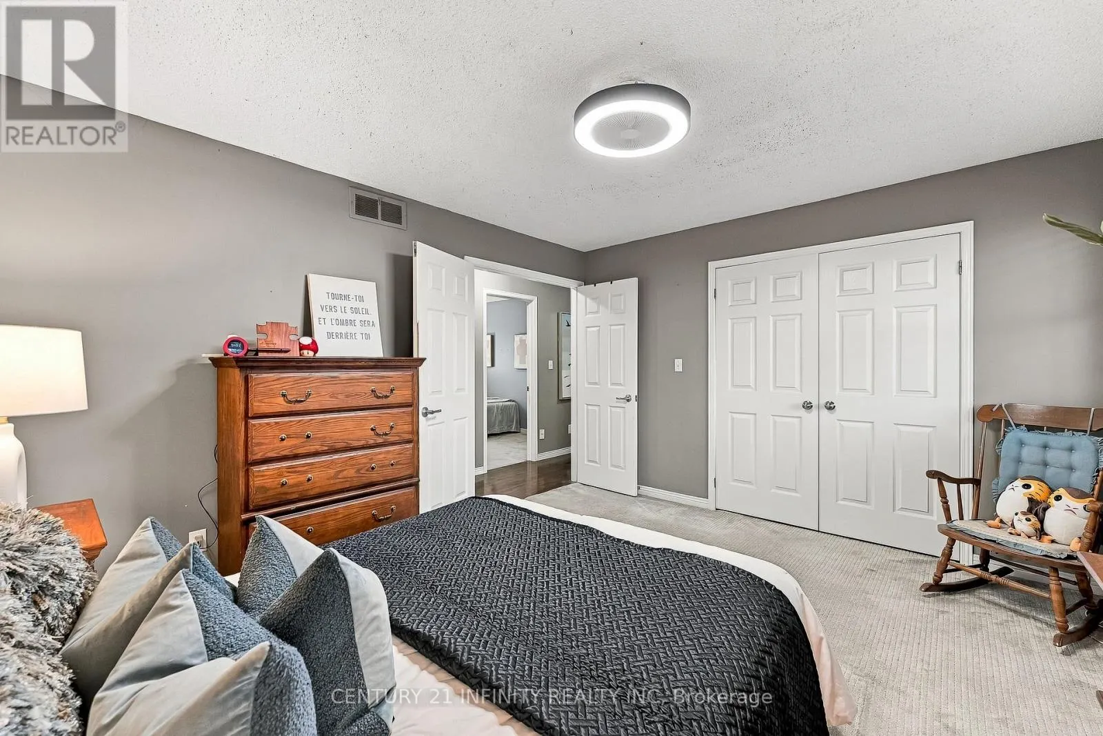 35 FIELDCREST AVENUE