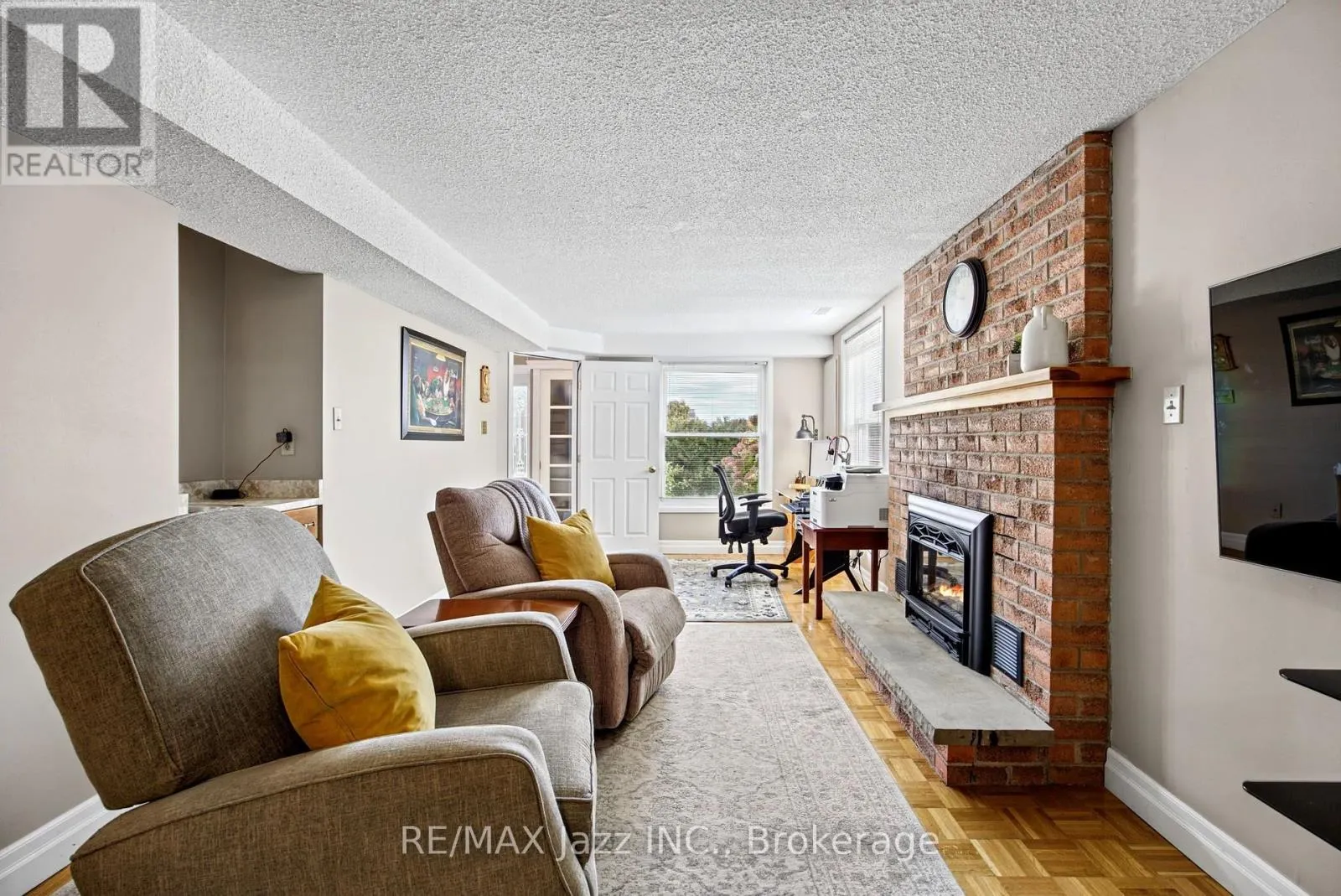 789 LOCHNESS CRESCENT