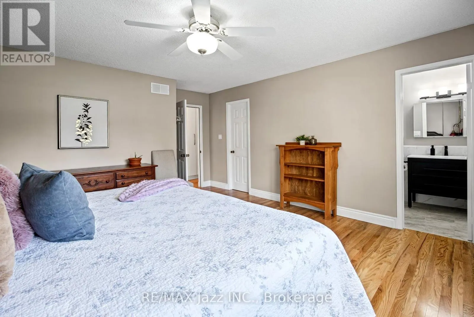 789 LOCHNESS CRESCENT