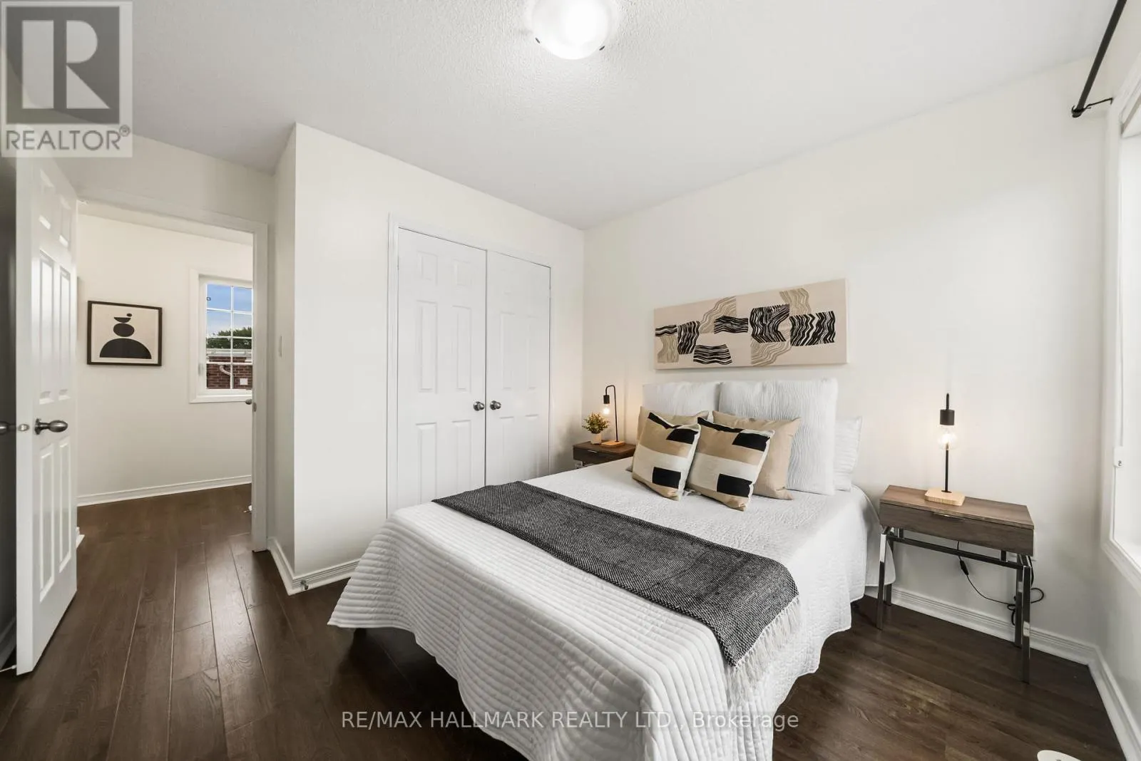 52 - 4689 KINGSTON ROAD