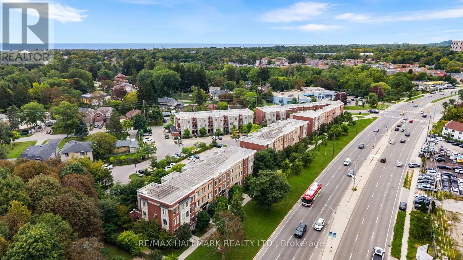 52 - 4689 KINGSTON ROAD