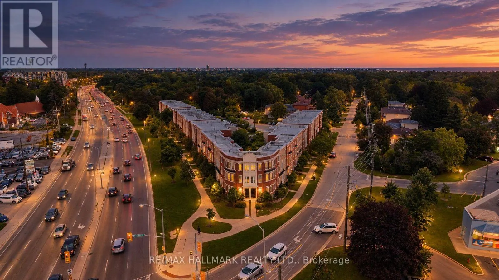 52 - 4689 KINGSTON ROAD