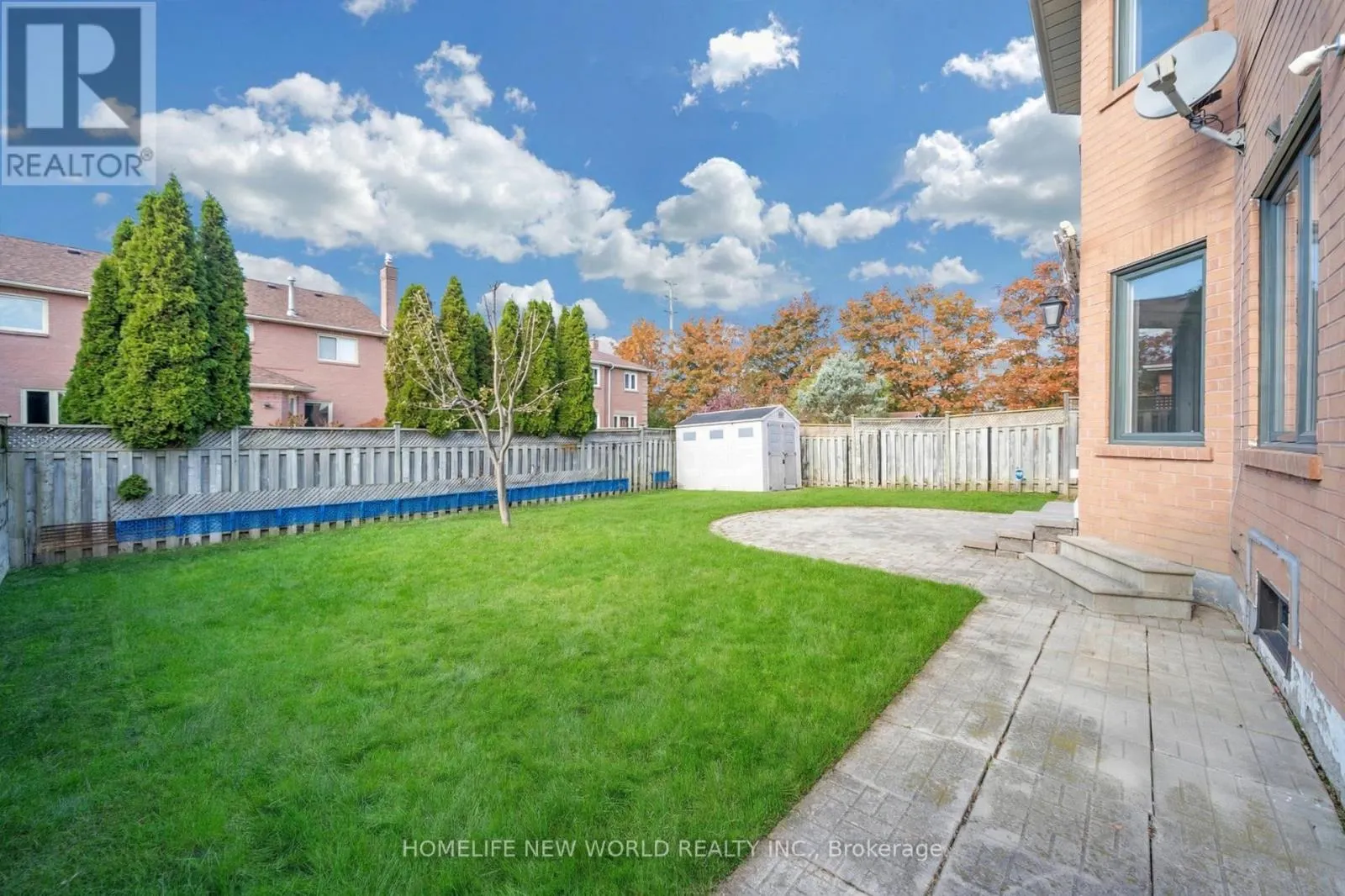 43 DEWBOURNE PLACE