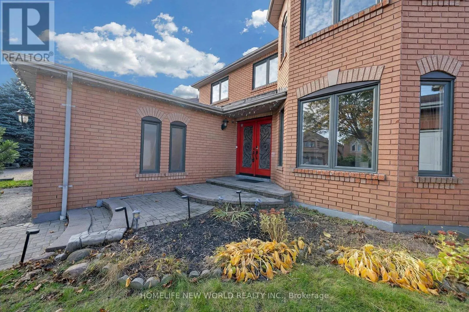 43 DEWBOURNE PLACE