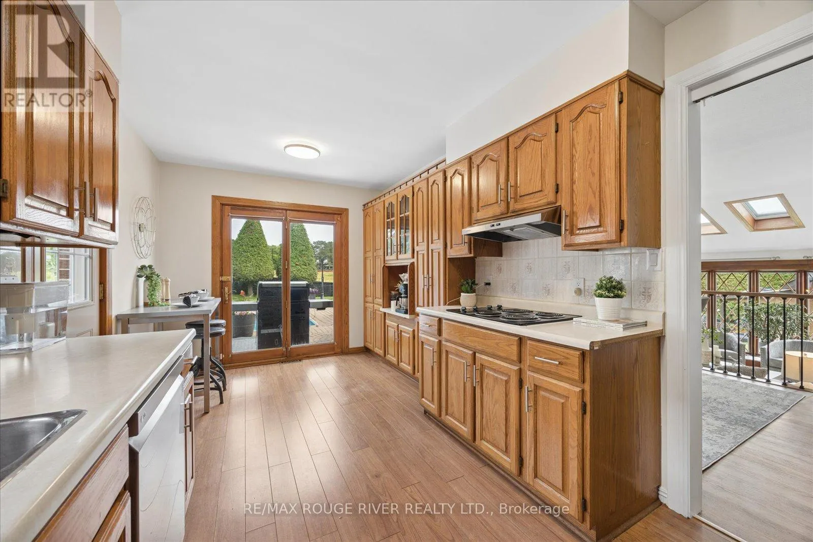 881 SWISS HEIGHTS DRIVE