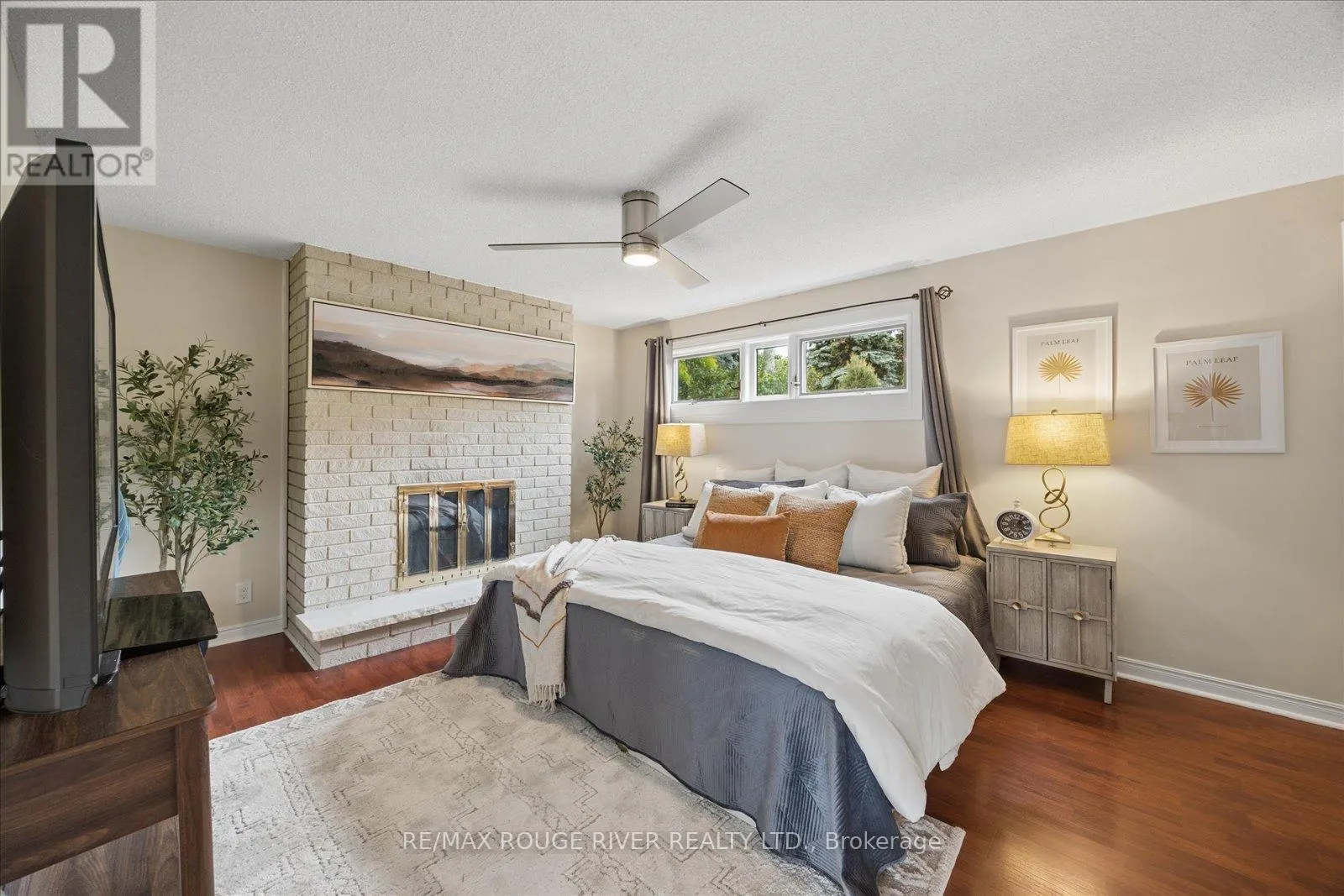881 SWISS HEIGHTS DRIVE