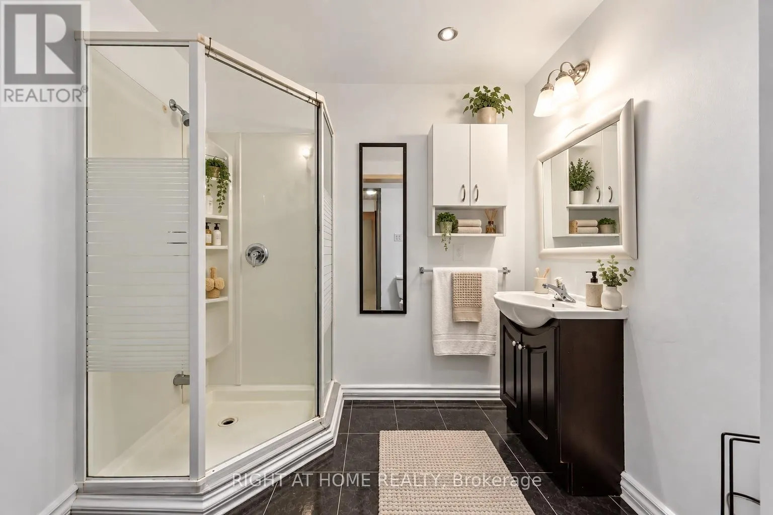 LOWER LEVEL - 34 DRING STREET