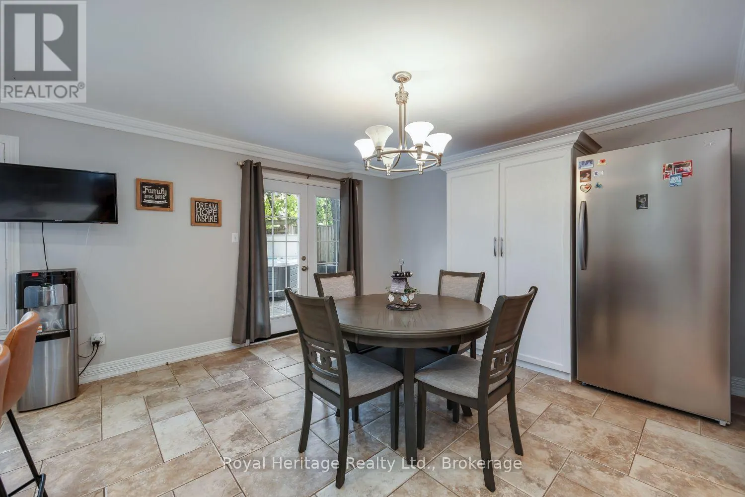 455 ORMOND DRIVE