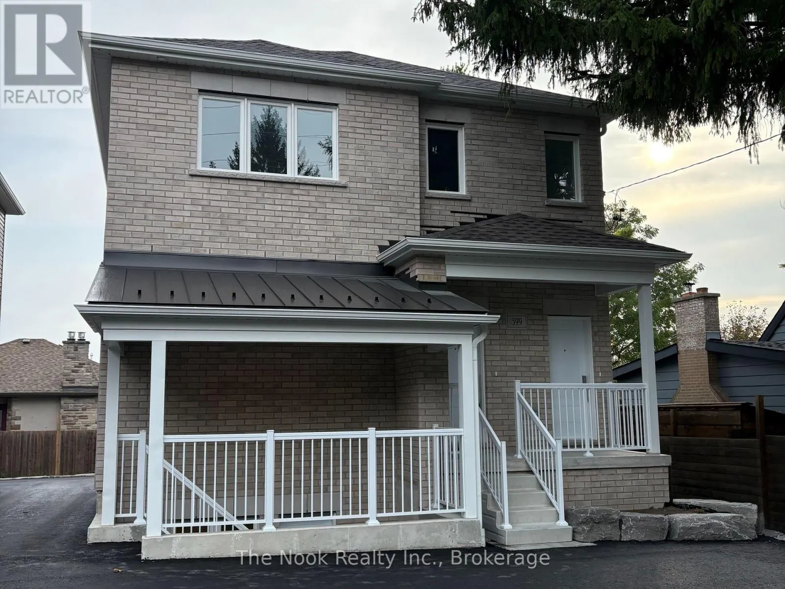 2 - 399 THORNTON ROAD N #2