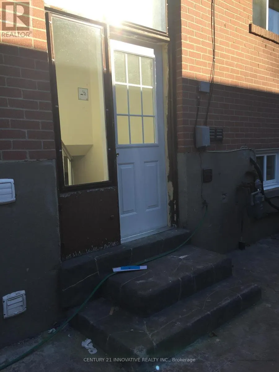 1 HORTON BOULEVARD S