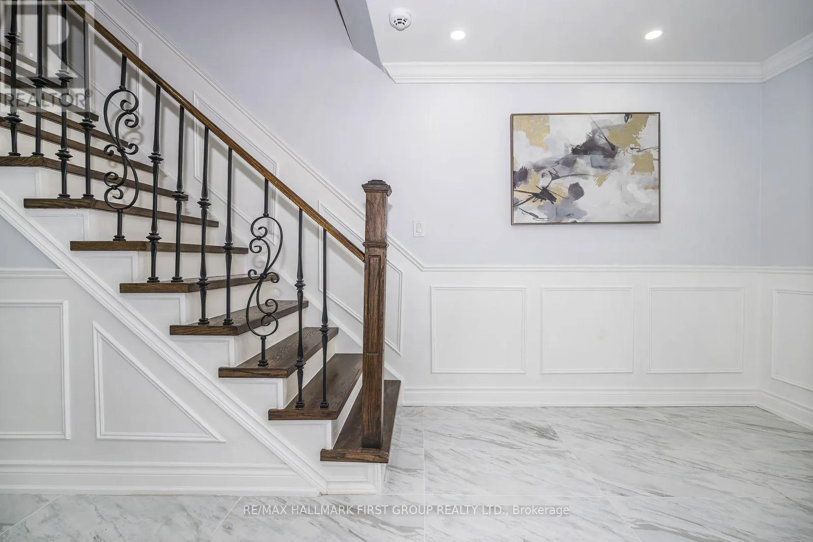 141 DANIELS CRESCENT