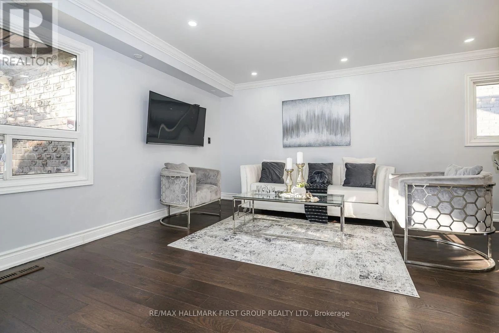 141 DANIELS CRESCENT