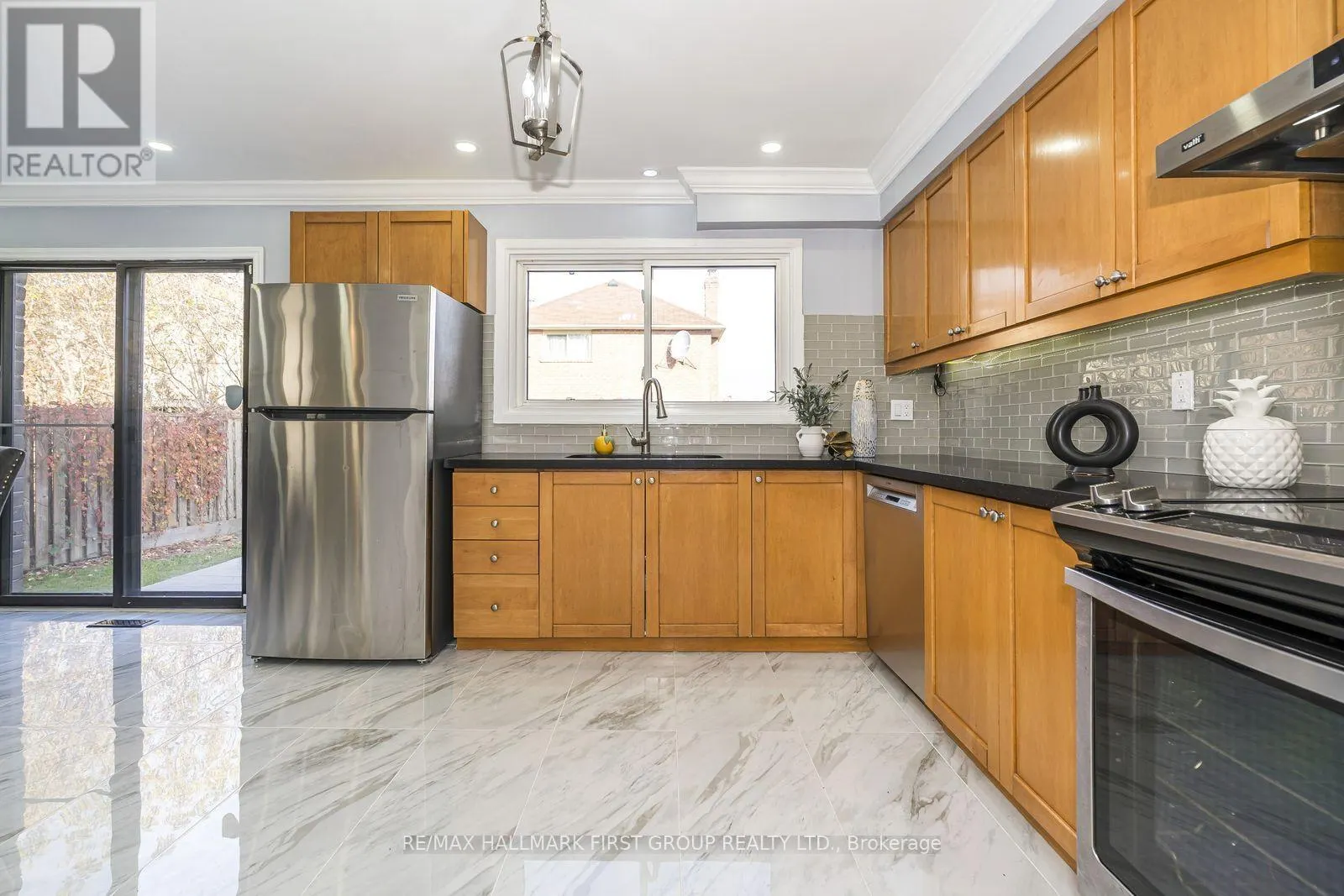 141 DANIELS CRESCENT